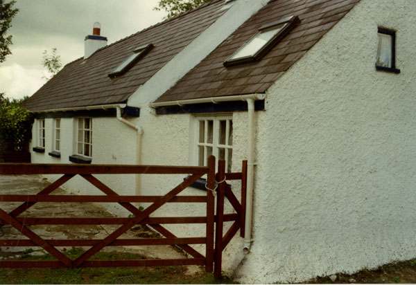 Photograph of Jolly Sailor Cottage Back Tar, Llangwm Pembrokeshire